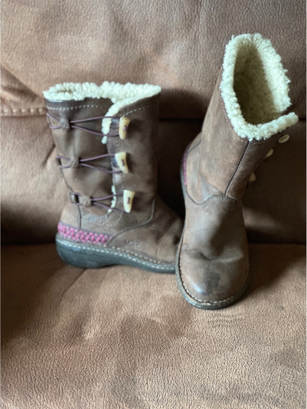 UGG Australia Kona Brown Leather Shearling Toggle Vintage Boots – Women's Size 7